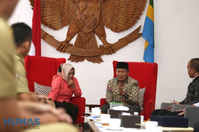 Jelang Pemilihan Presiden dan Pemilihan Legislatif di Kota Bandung